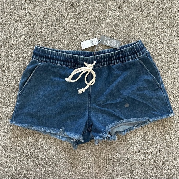 Aerie Denim Frayed Drawstring Shorts Size Small - Picture 1 of 7